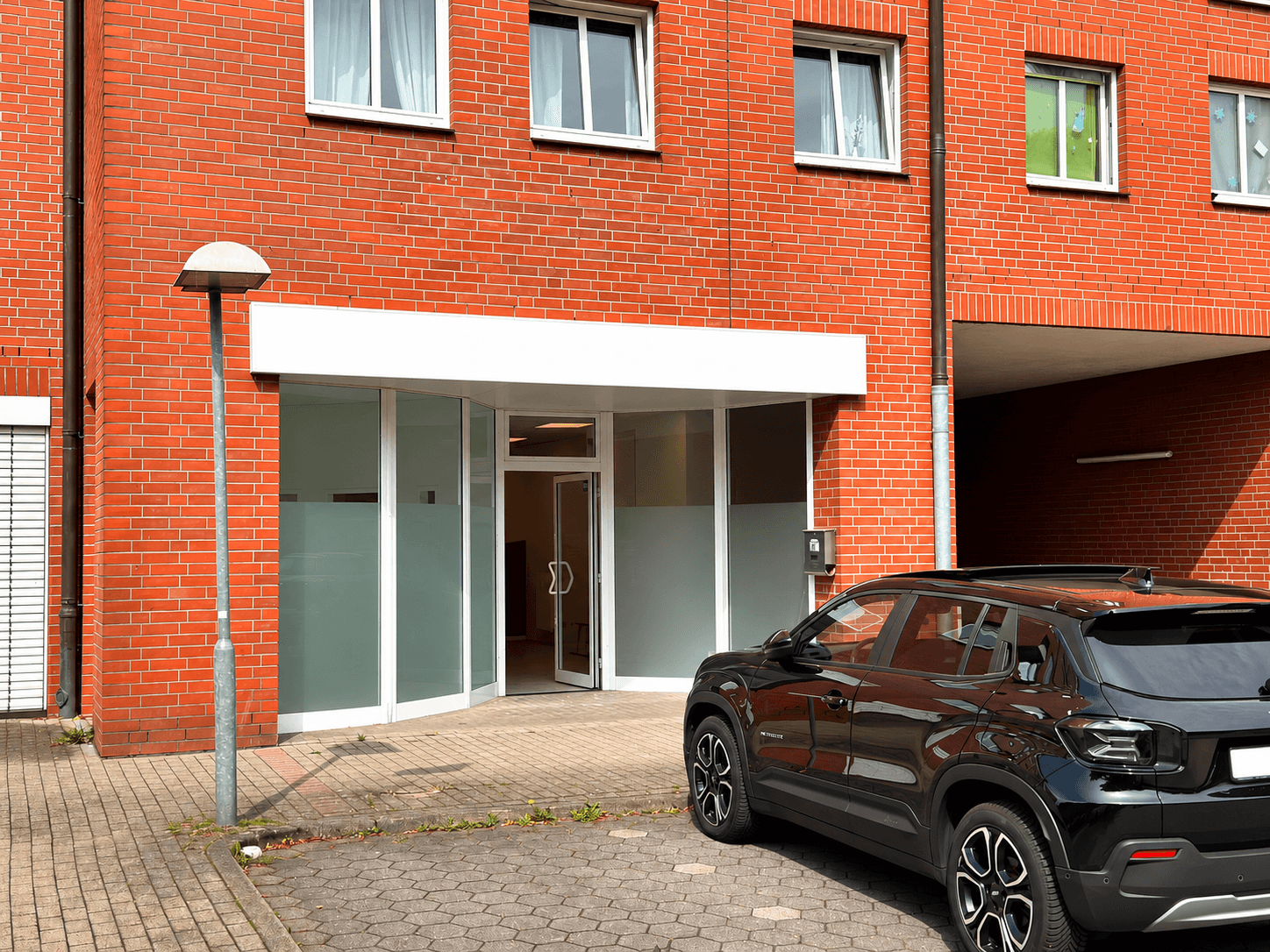 Flexible Gewerbefläche für Büro, Praxis oder Ladenlokal in z